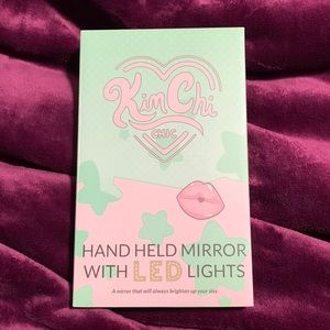 Kim Chi Mint Light-Up Mirror